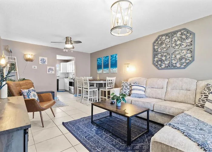 Spanish 61 Apartment *